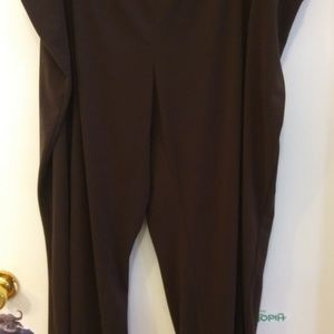 Woman's Avenue Pants Size 22/24